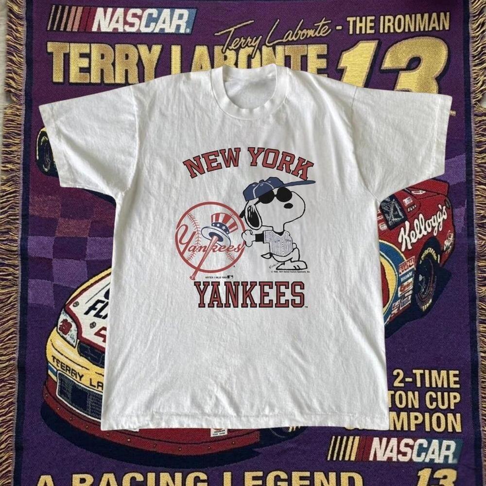 New York Yankees Snoopy White T Shirt